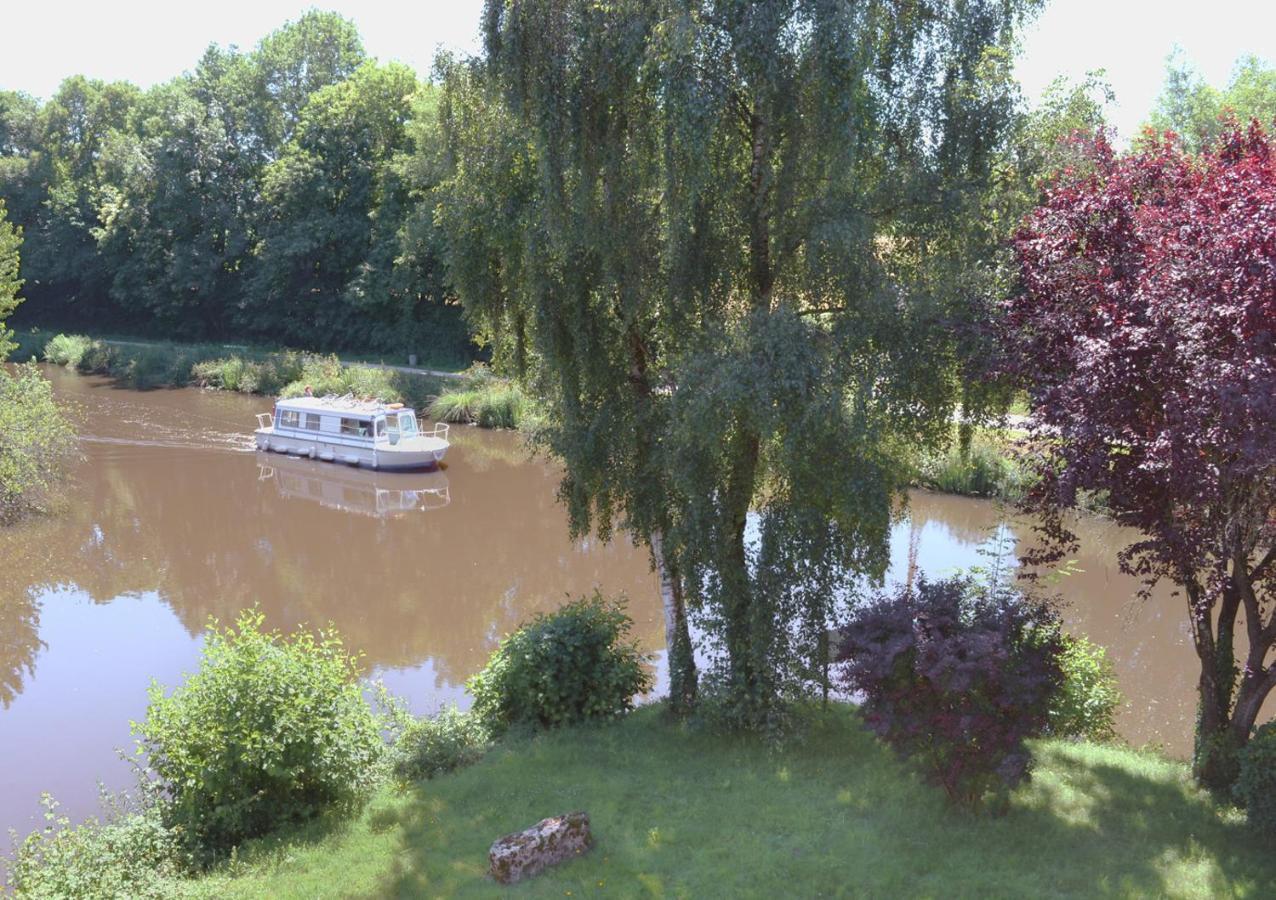Le Moulin Du Mottay Bed & Breakfast Évran Dış mekan fotoğraf